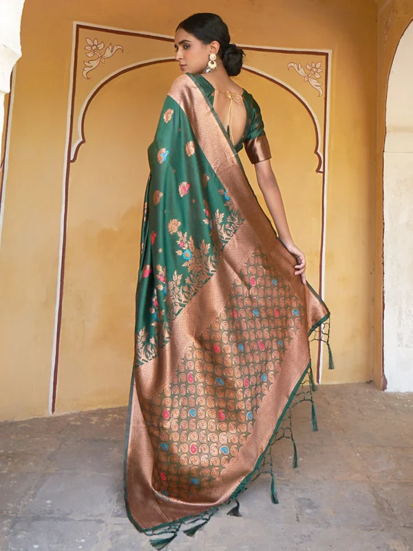 Green Banarasi Silk Woven Dual Tone Floral Design Saree with Unstitched Blouse Piece Janasya 2573